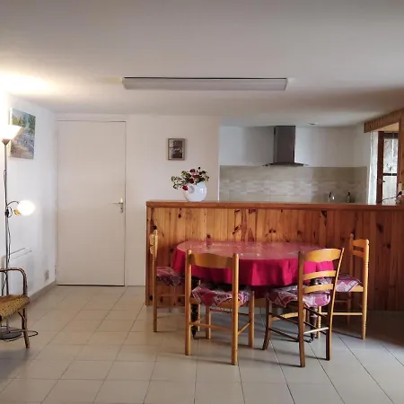 Hébergement de vacances Chez Jean Et Tram, En Plein Centre La Chaise-Dieu